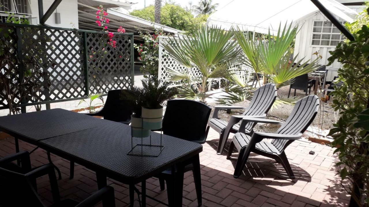 Palm Trees Apartments Willemstad Exterior foto